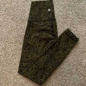 Lululemon Wunder Under High Rise. 25” inseam